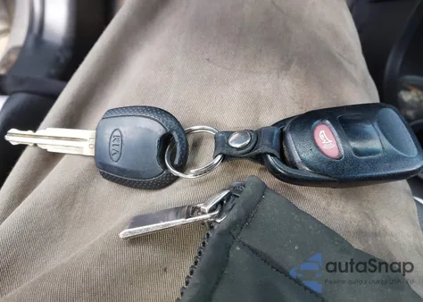 2009 Kia Sportage Lx V6 из США, поврежденный, VIN KNDJE723097555489